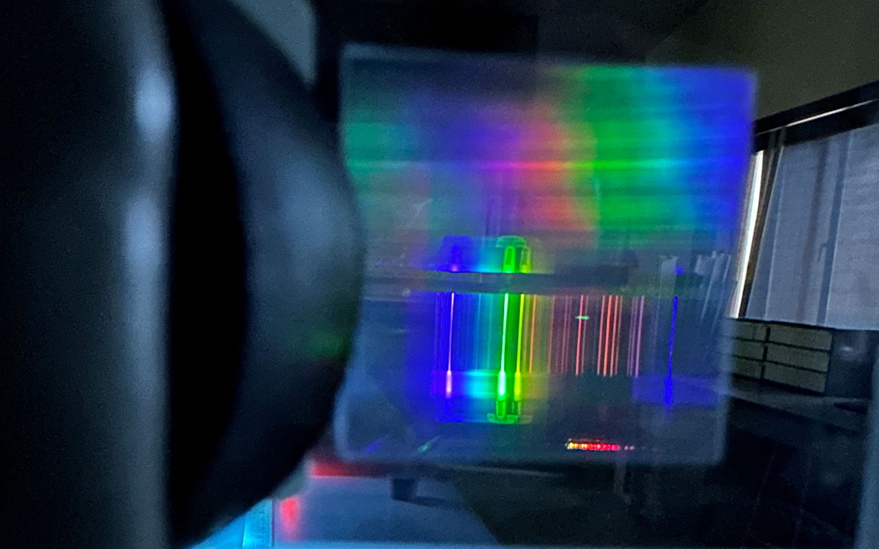 Atomic Spectra and light passing through gas